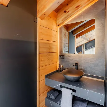 Luxury In With Views * Sierra Nevada