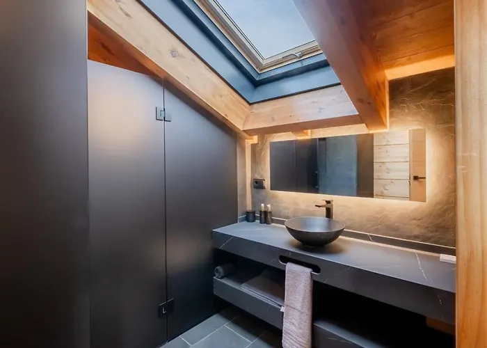 Luxury In With Views Дом отдыха