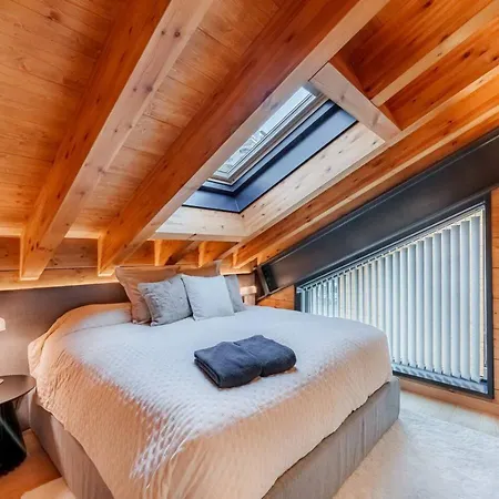 Luxury In With Views *